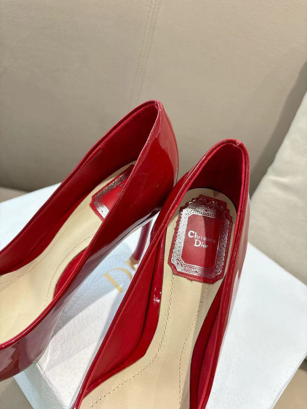 Z2Q95D125 Popular high-quality leather Shoes