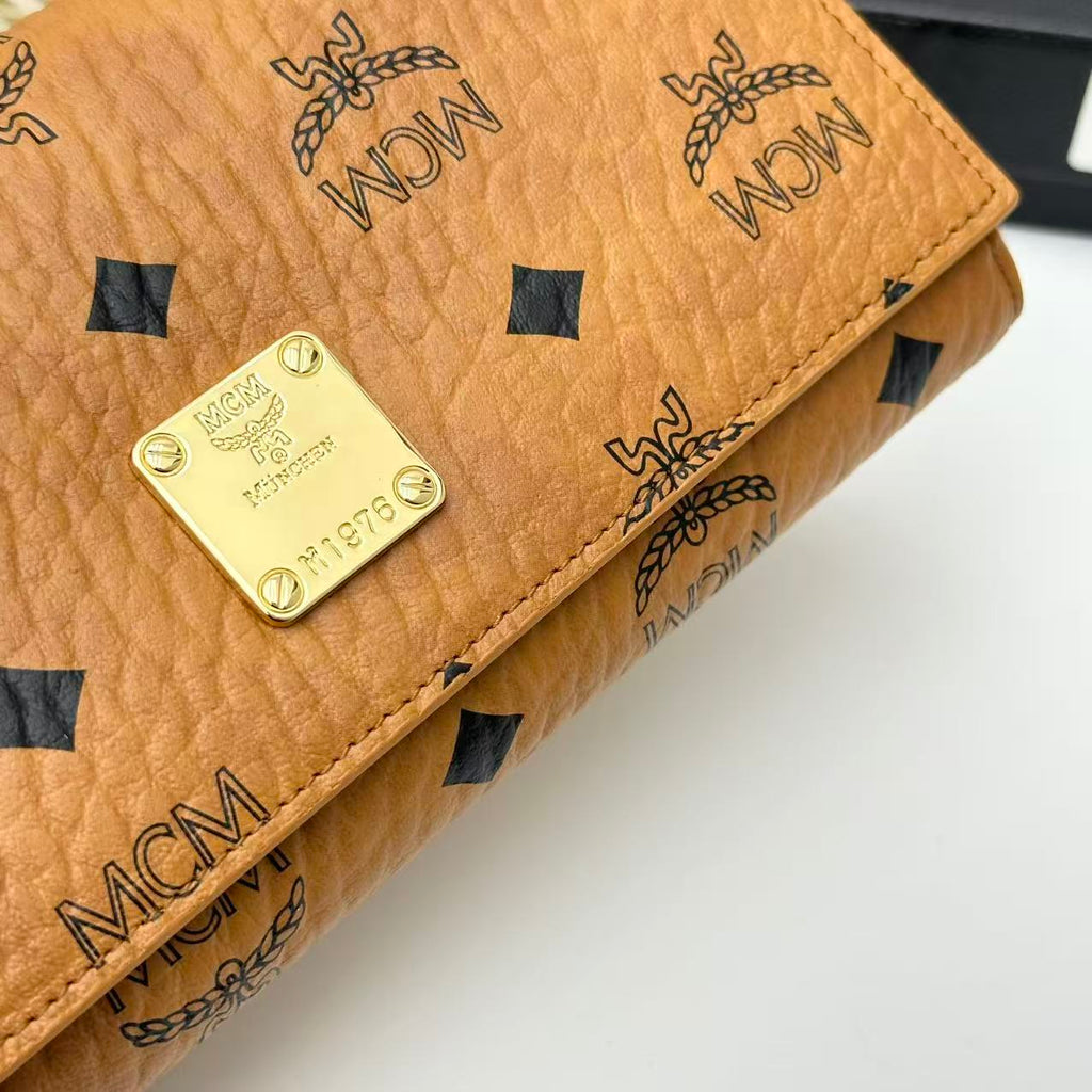 B1N36M14 Popular leather  Wallets
