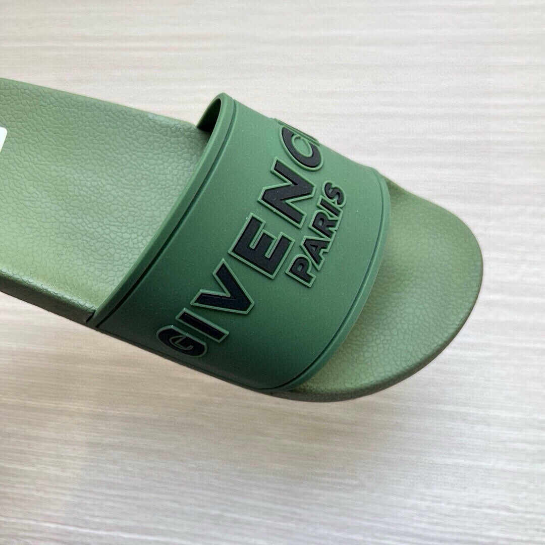Z5Z35GV263  Popular Slippers