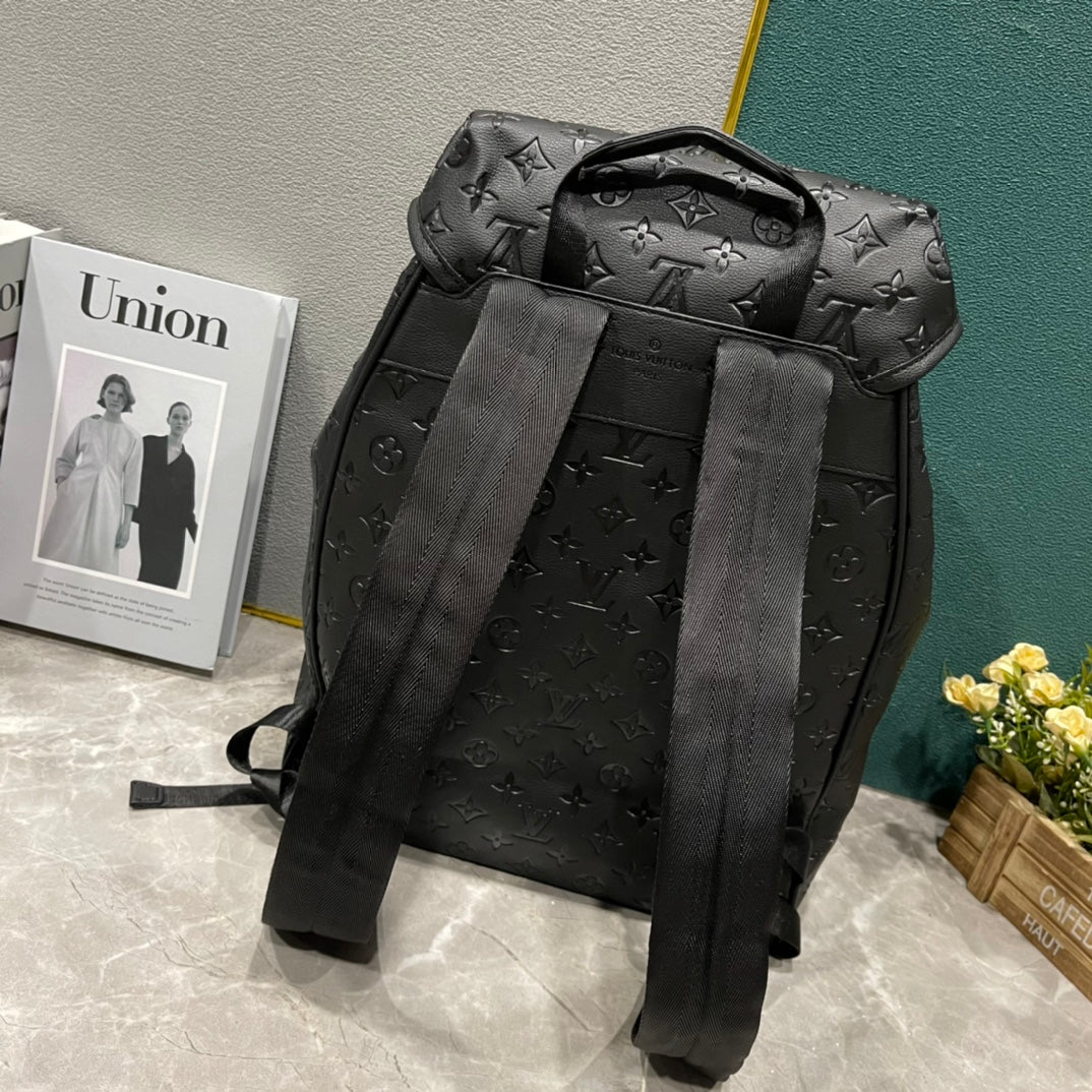 B1X64E447 Popular  leather bag