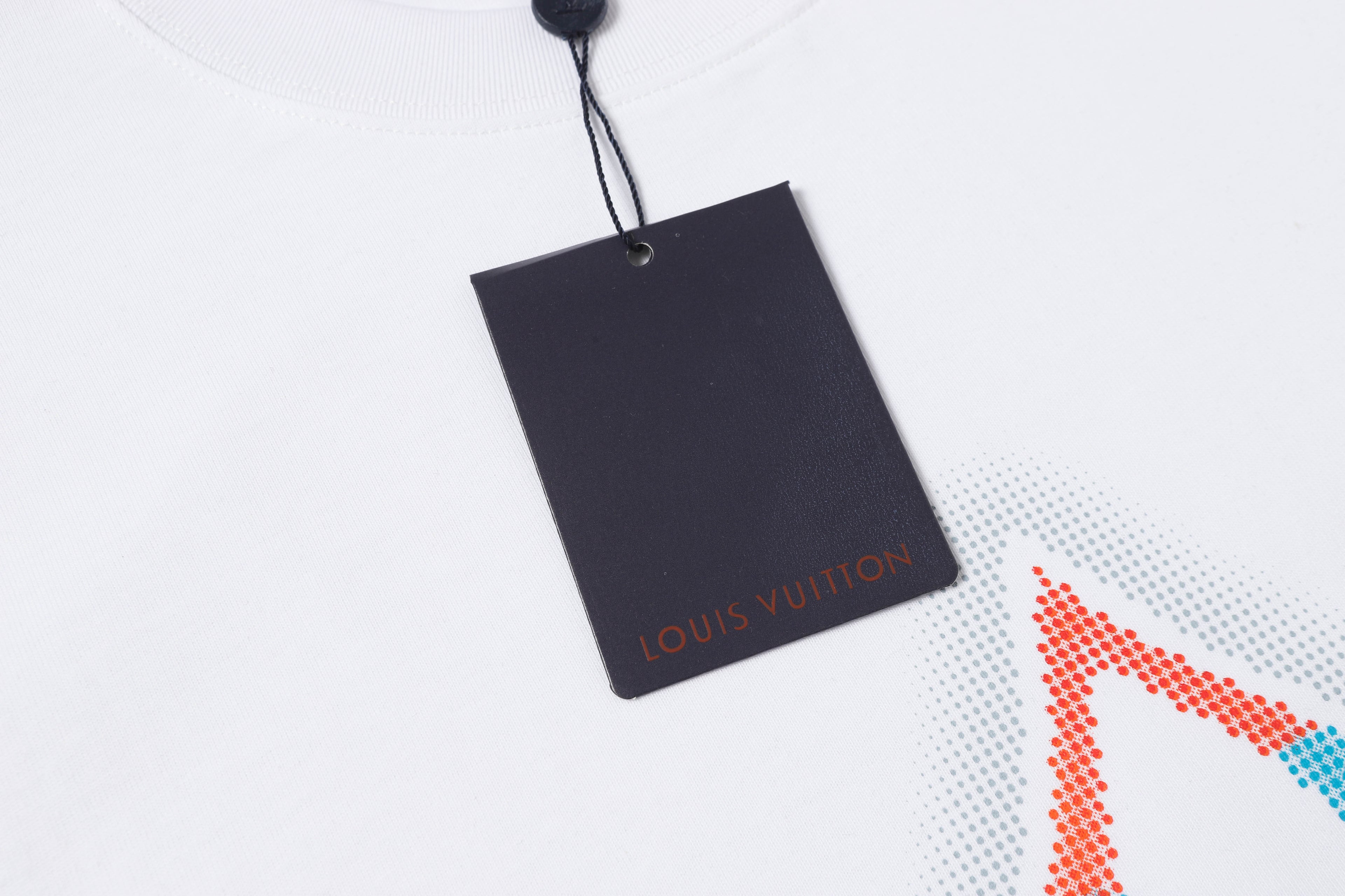 U1R45E147 Popular T-shirt