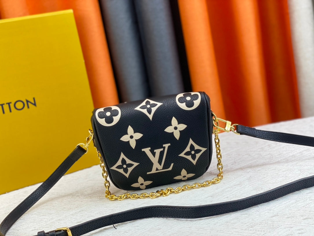 B1N55E58 Popular   leather bag