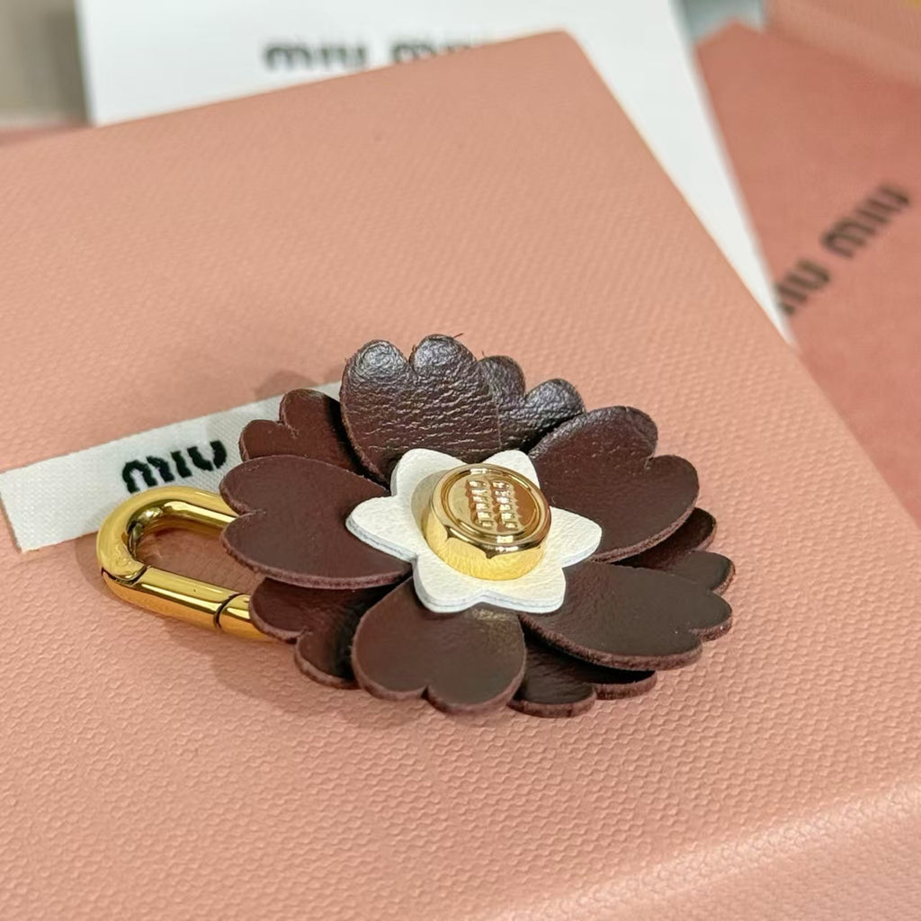 A1R46A12 Popular bag 's charms accessories