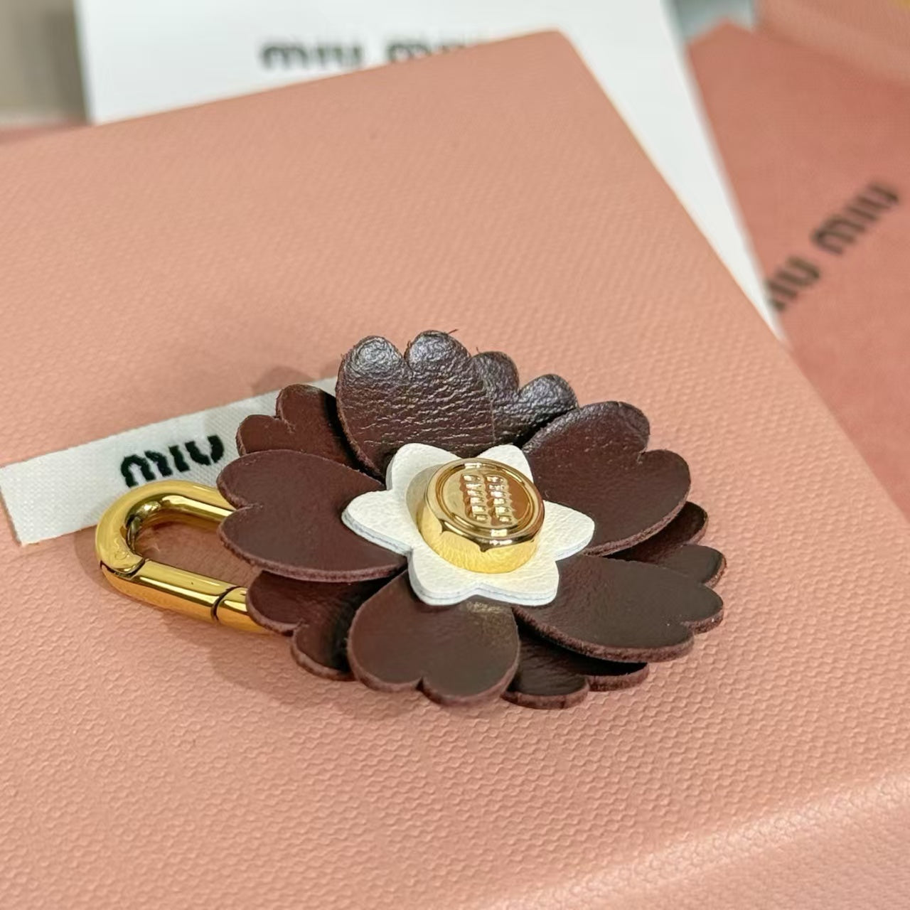 A1R46A12 Popular bag 's charms accessories