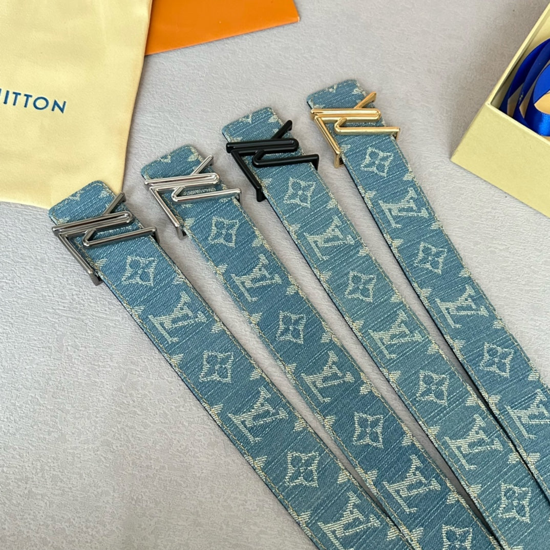 P1Q64E4 Popular    High quality belt With full package