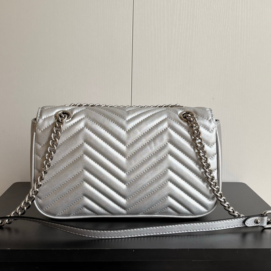 B1P36B67 Popular leather bag