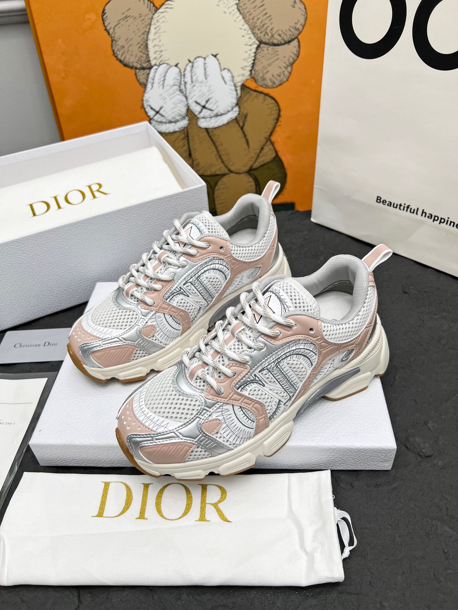 Z2Q105D311 Popular high-quality Shoes