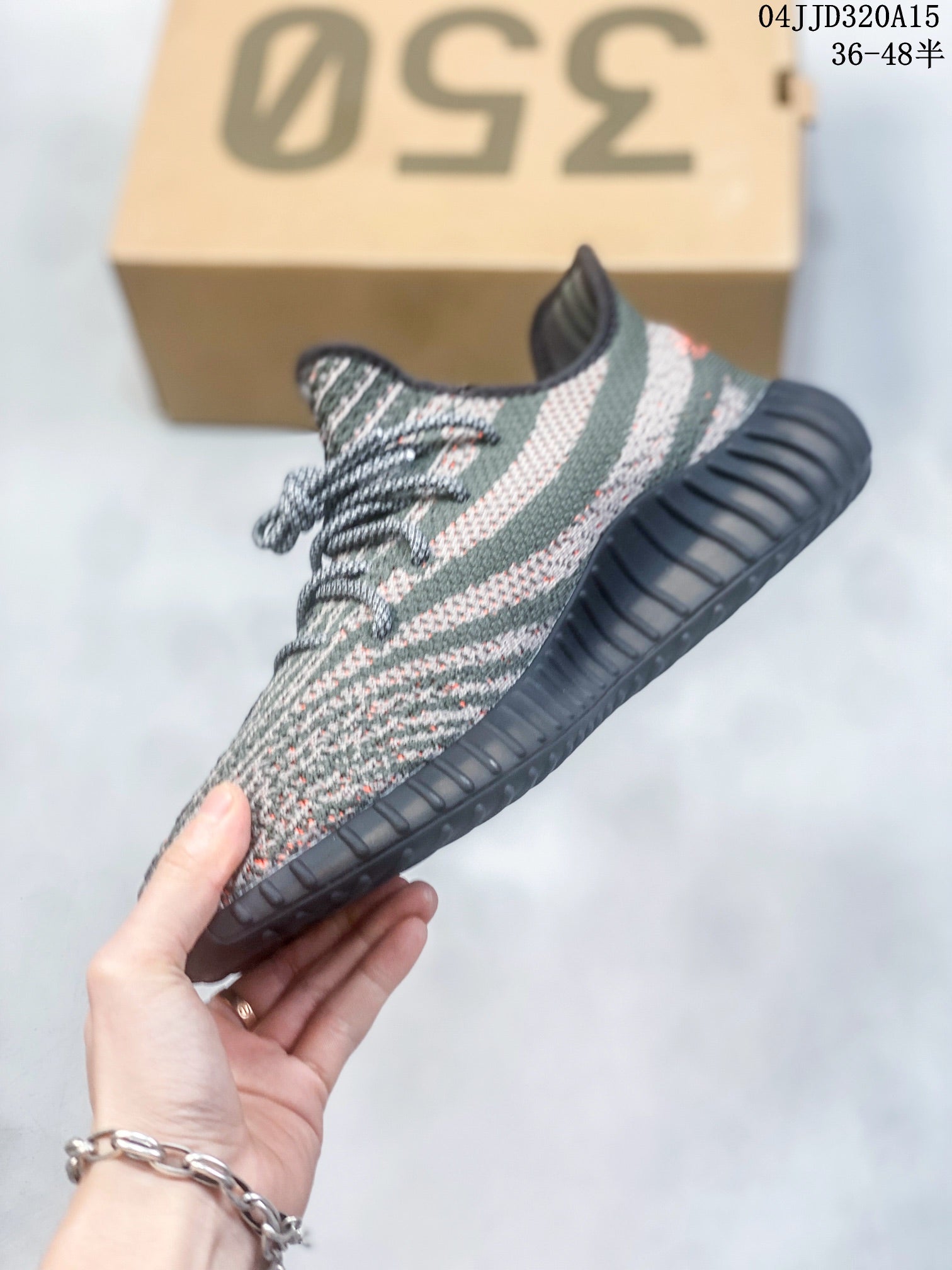 Z4Z45A110  Popular shoes