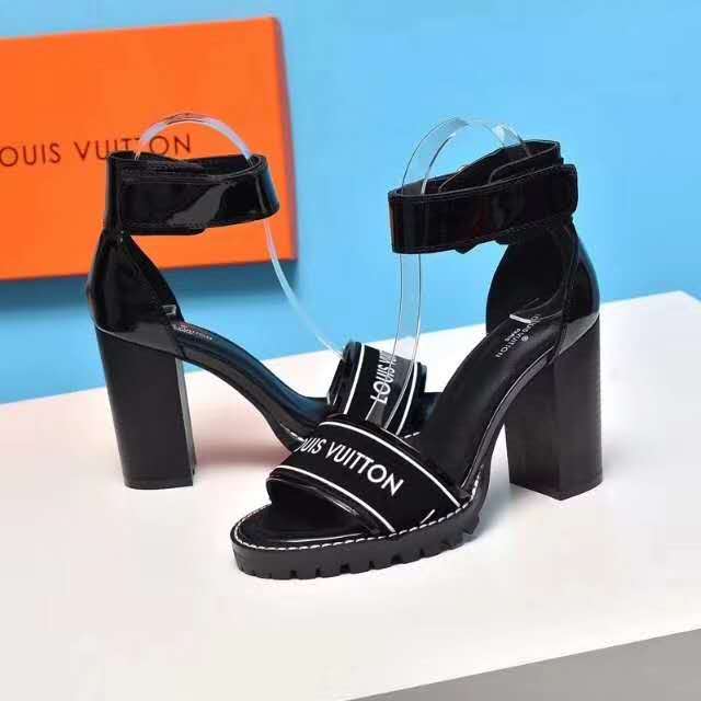Z2R45E32  Popular  leather High heels