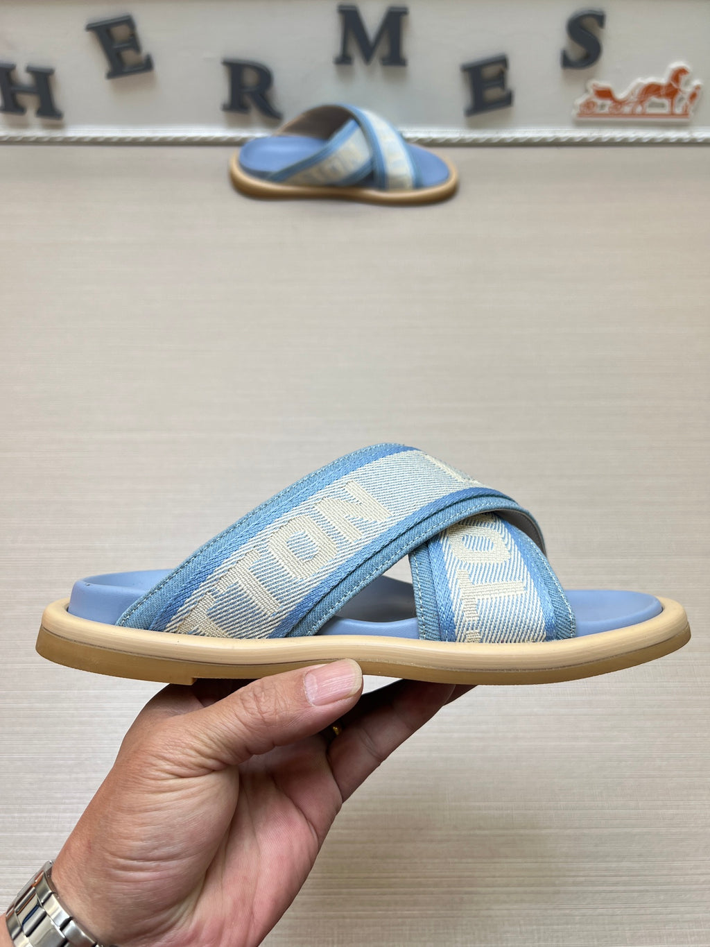 Z5Z35E272 Popular Slippers