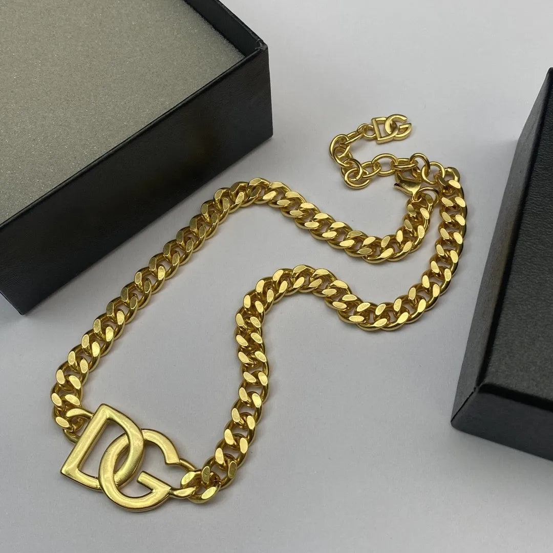 X1N45A5X Popular  Bracelets .Necklaces