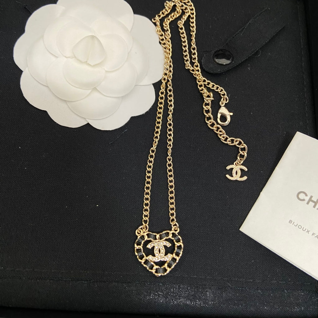 X1Q85C213X Popular Necklace