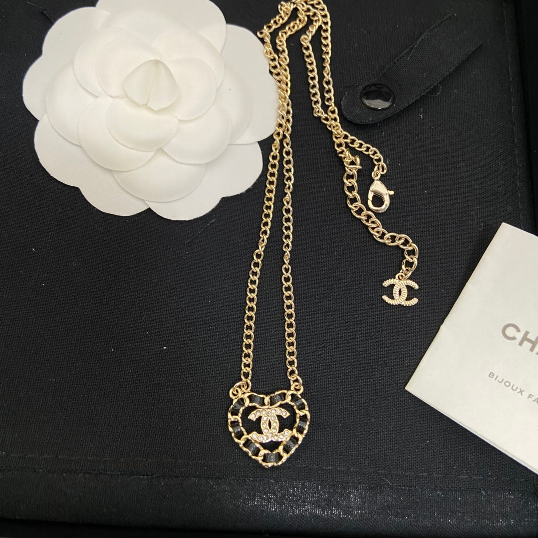 X1Q85C213X Popular Necklace