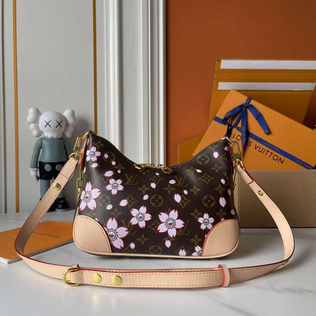 B1R76E01 Popular leather bag