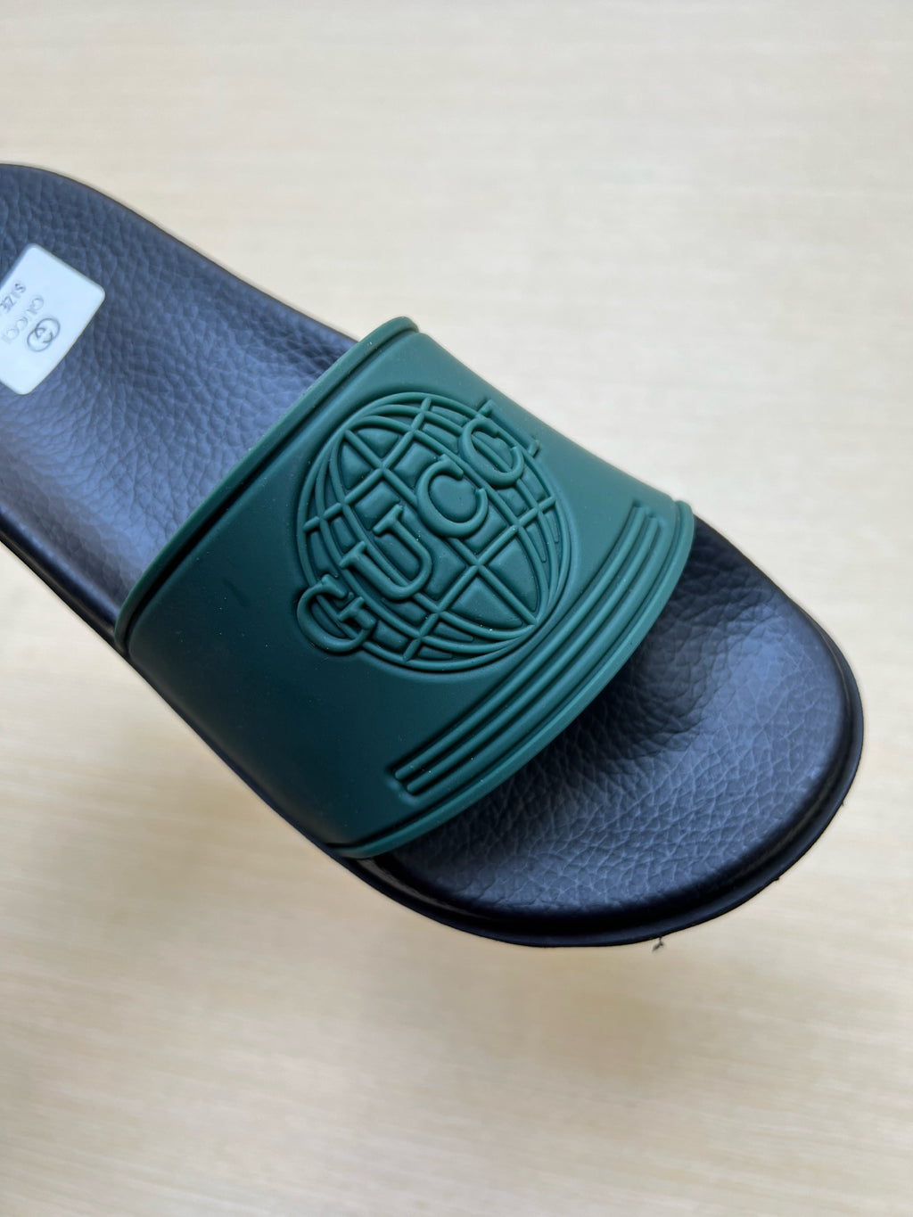 Z5R66B23 Popular  Slippers