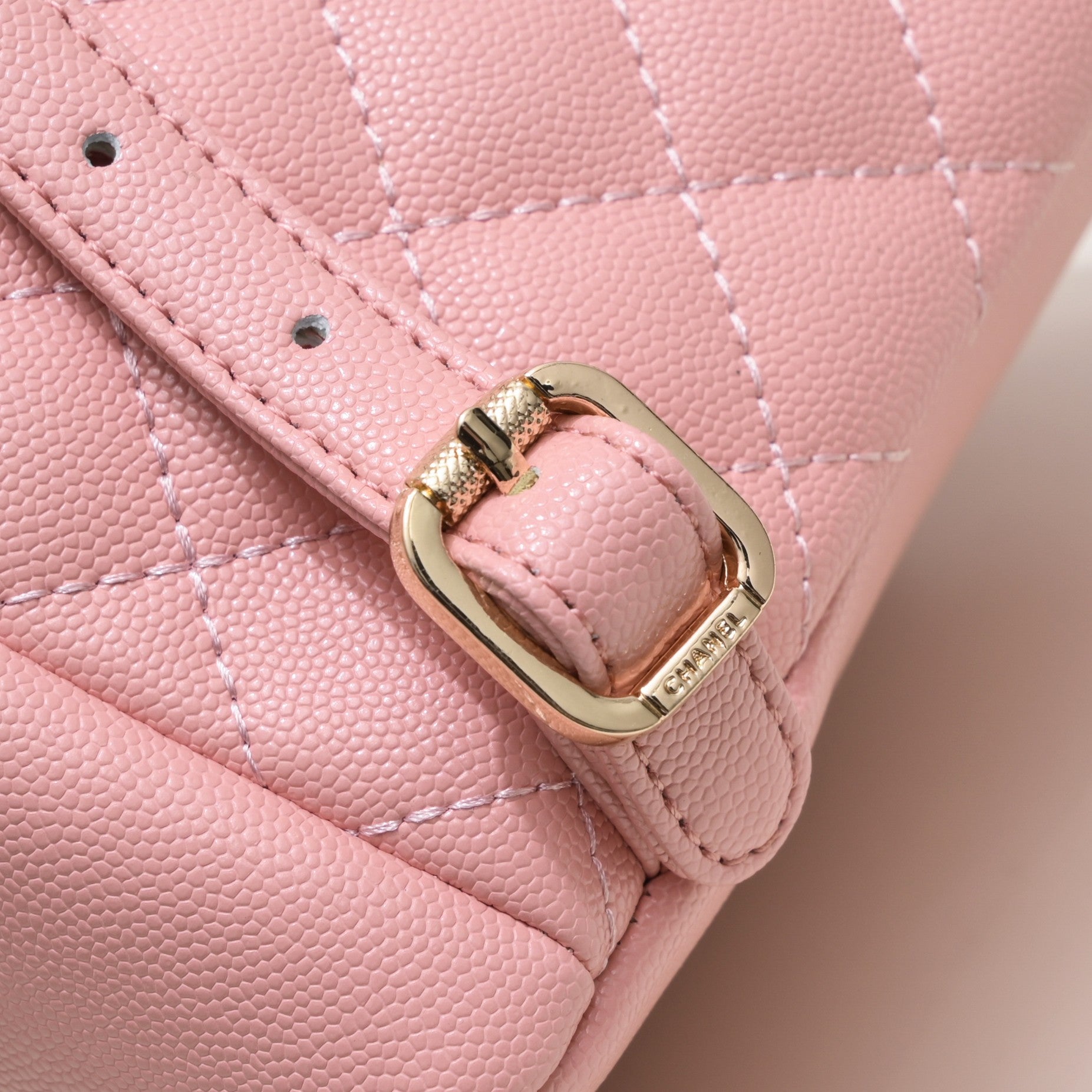 B1X43C66 Popular leather bag 