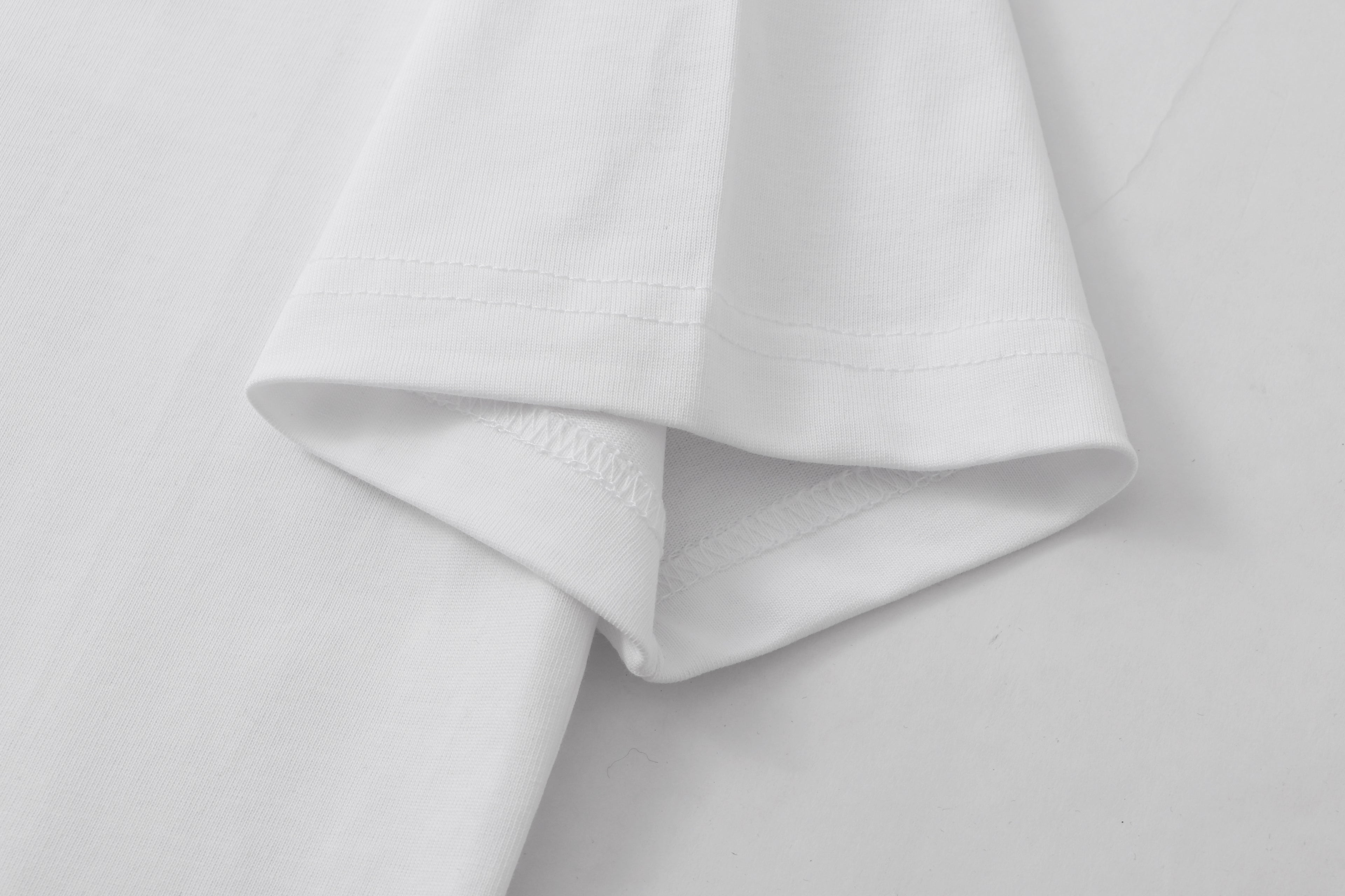 U1P36A20 Popular T-shirts