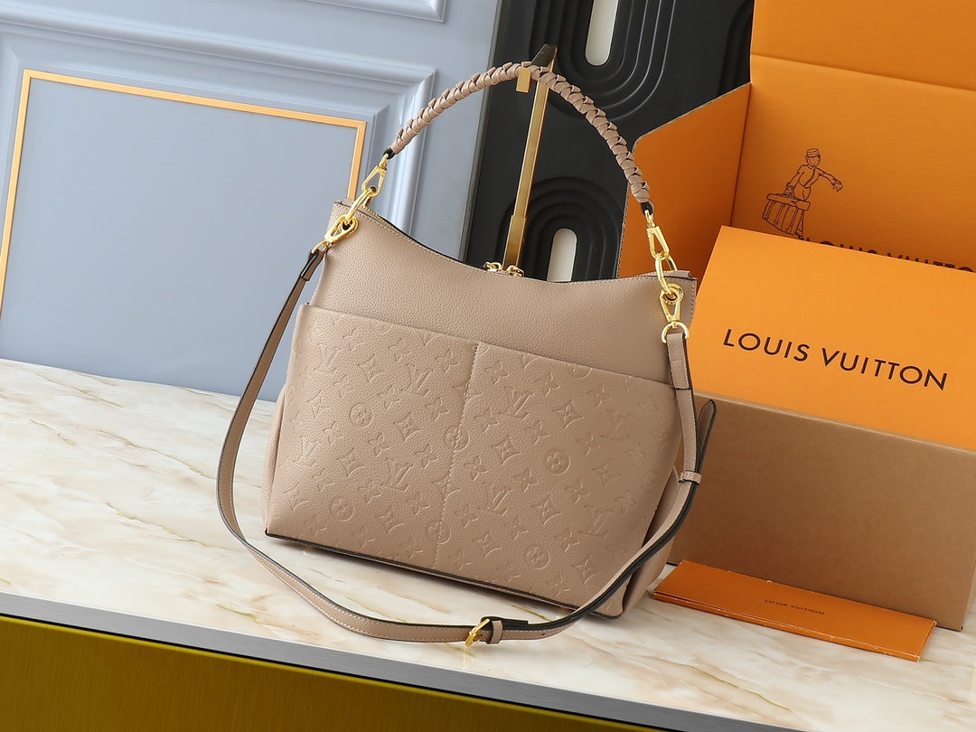 B1W35E115 Popular leather bag