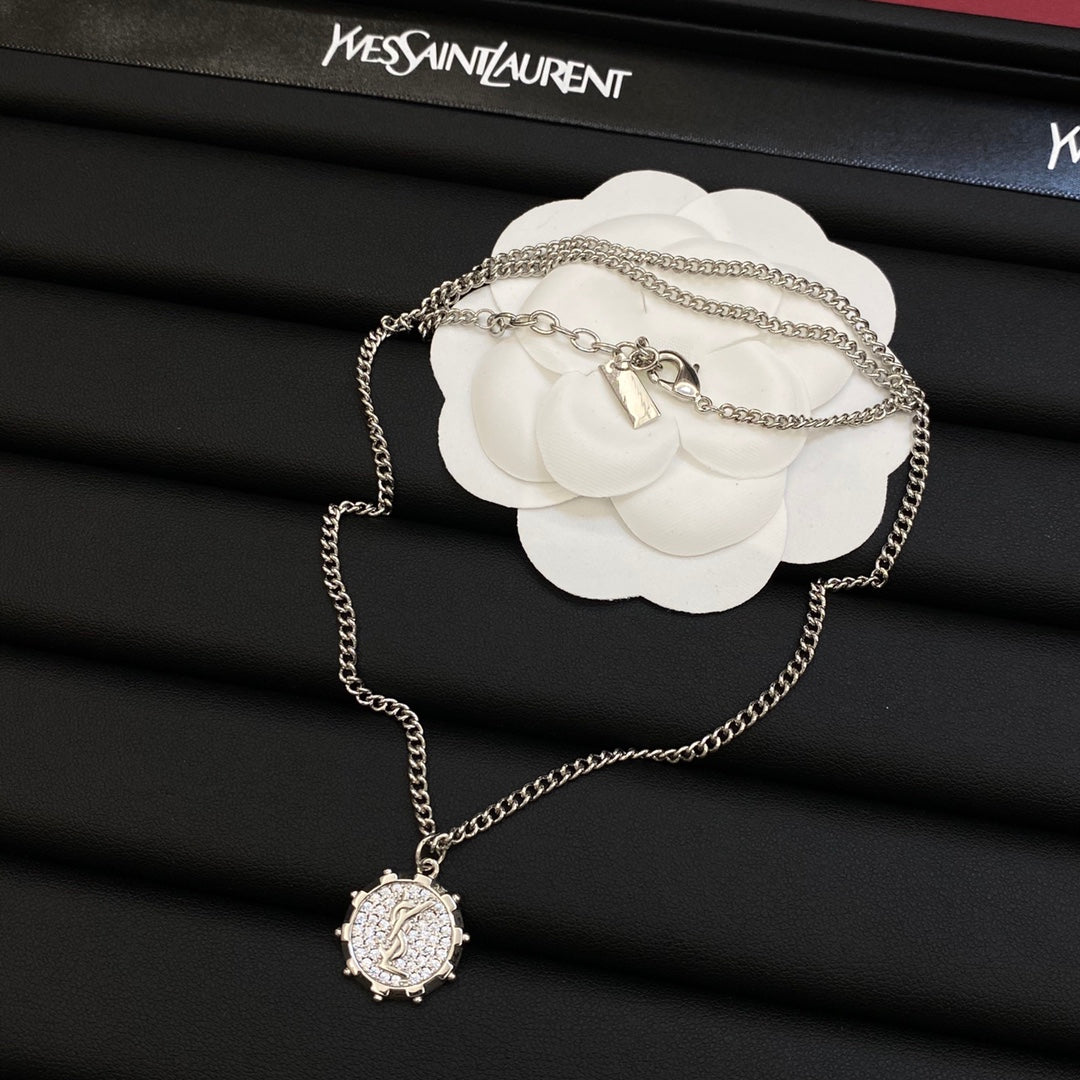 X1Q85SL345X Popular Necklaces. Bracelets. Earrings