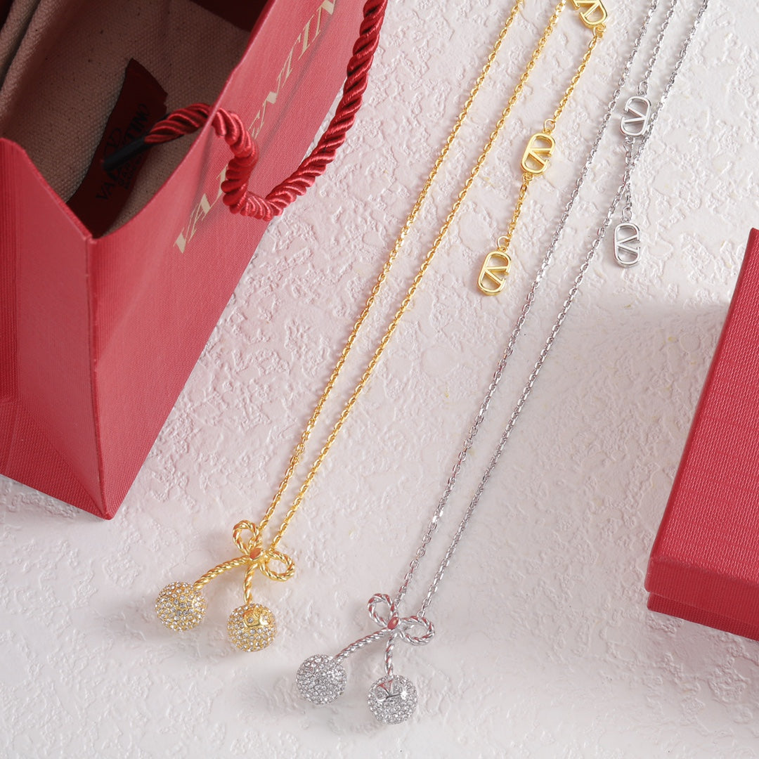 X1Q85VL203X Popular Necklace
