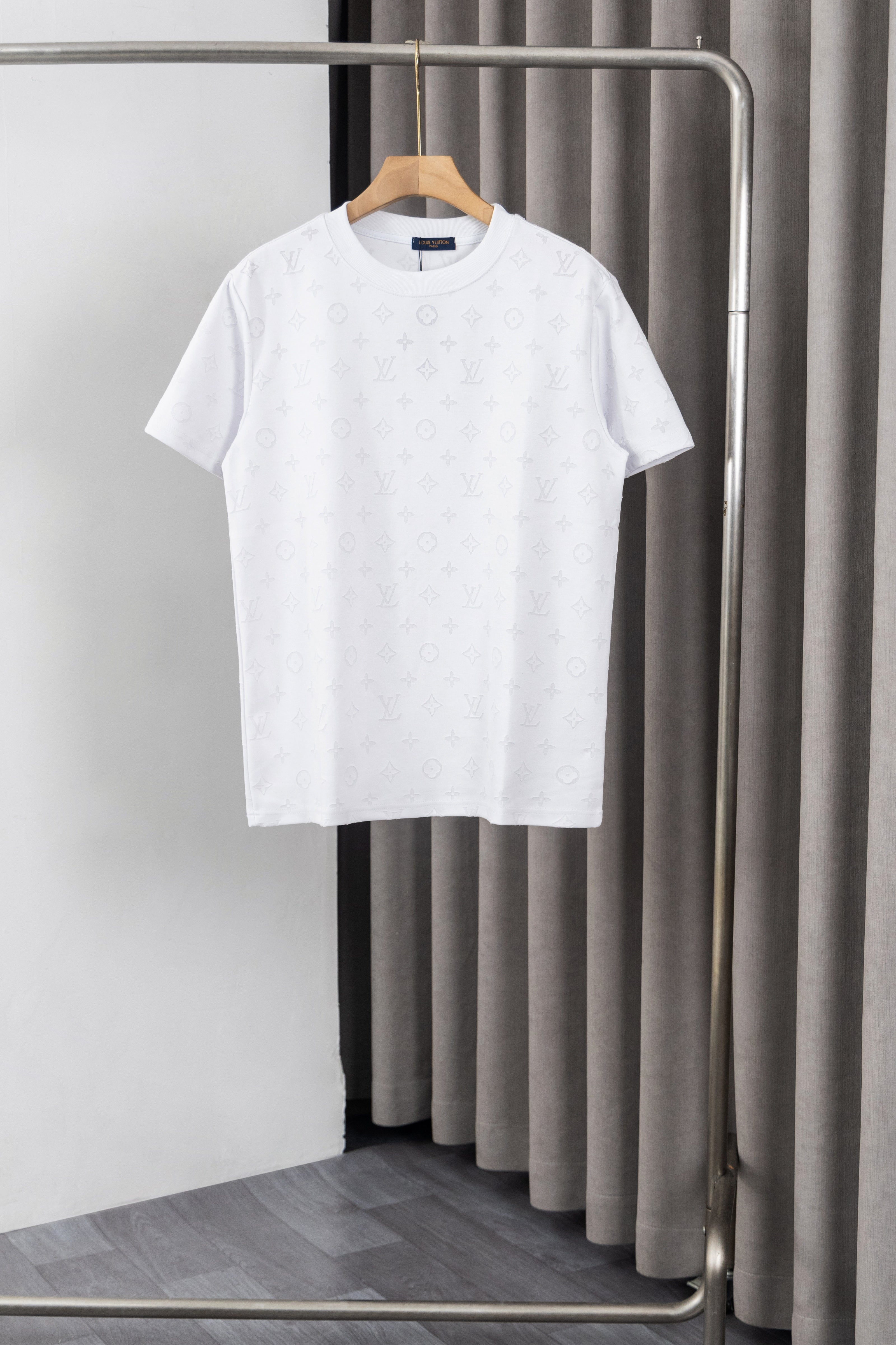 U1P36E132 Popular T-shirts