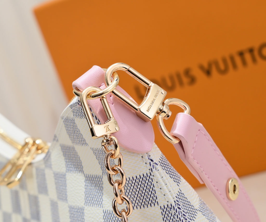 B1W15E35 Popular  leather bag