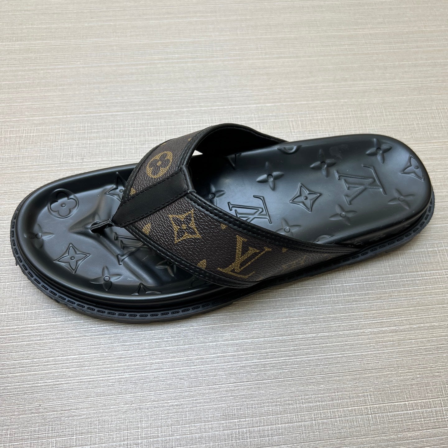 Z5Z35E303 Popular Slippers