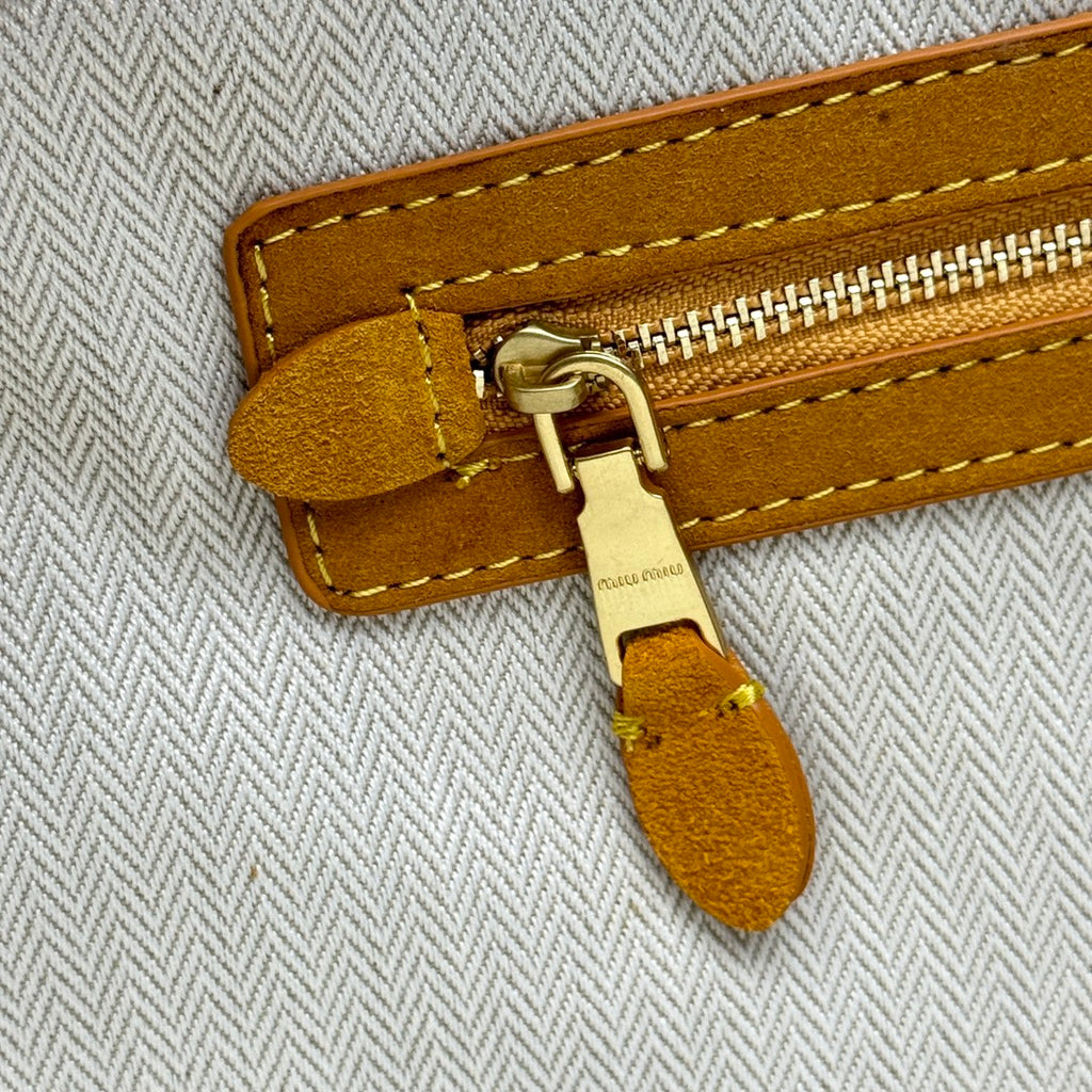 B1P36A28 Popular chamois leather bag