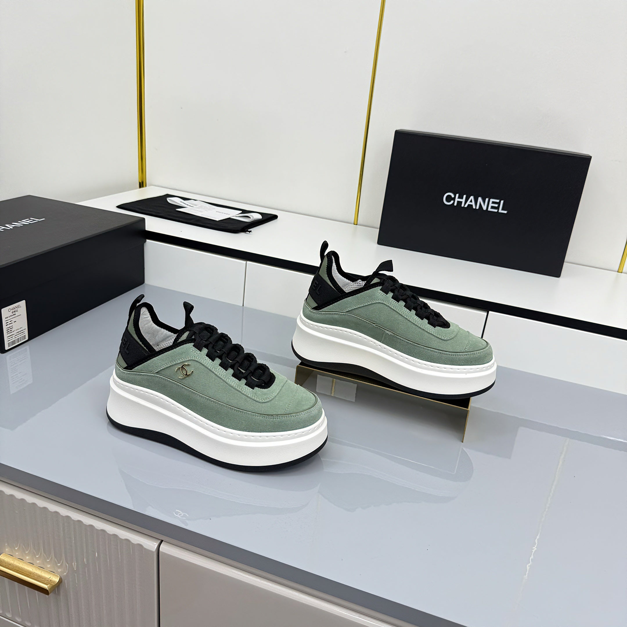 Z2Q105C393 Popular high-quality Shoes