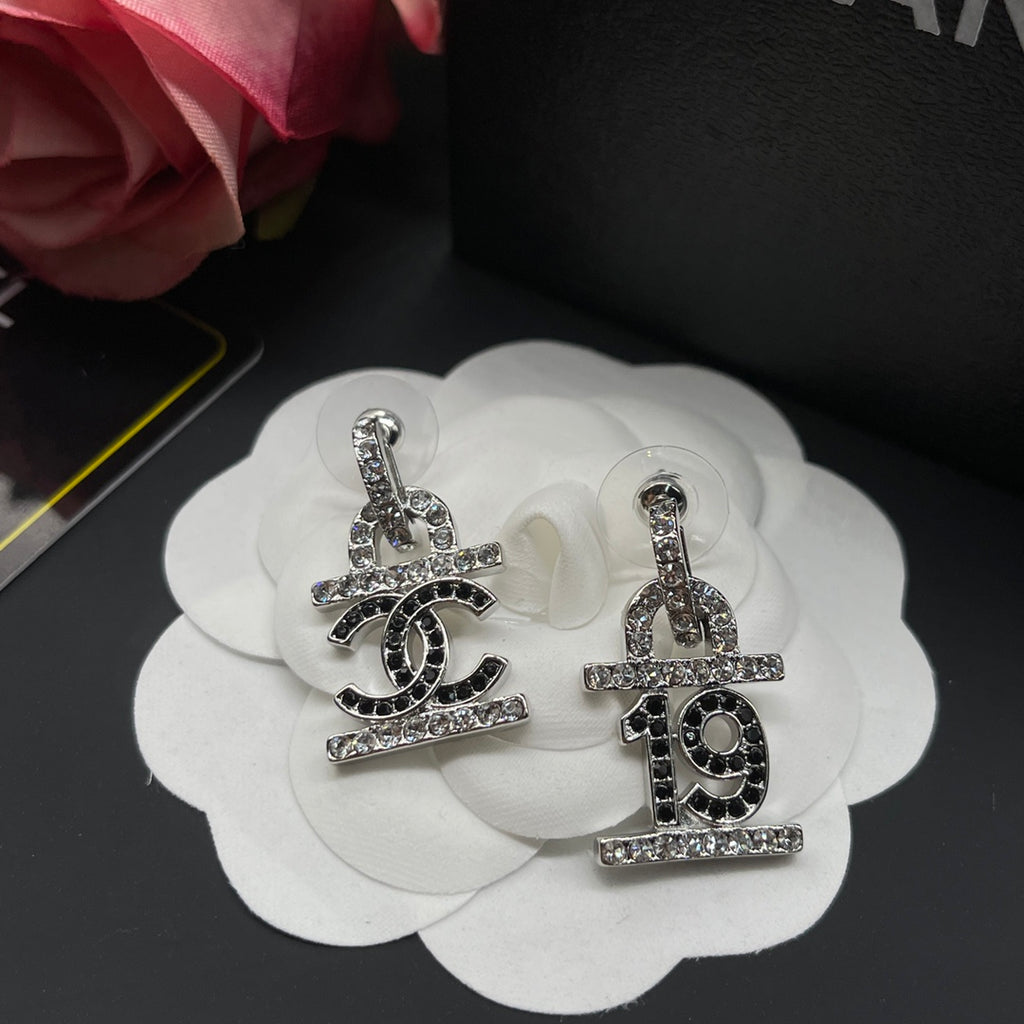X1Z94C898E Popular  Earrings