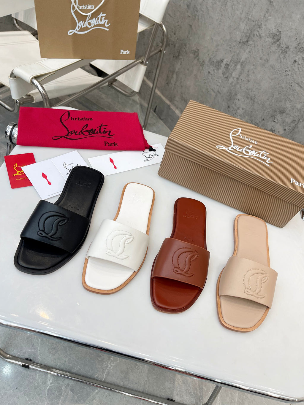 Z2XA32 Popular leather Slippers