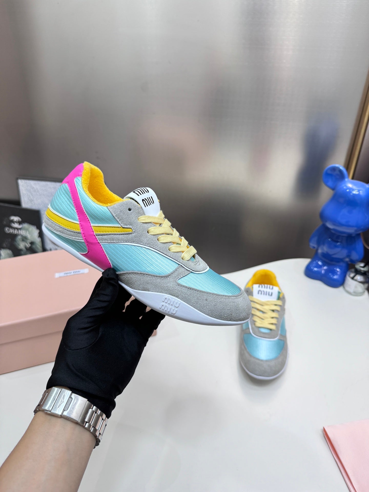 Z1Q105A352 Popular Shoes