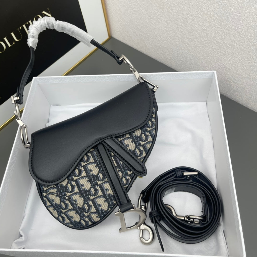 B1W25D90 Popular bag