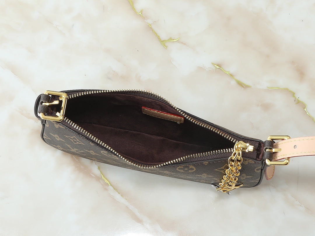 B1R15E23 Popular  leather bag