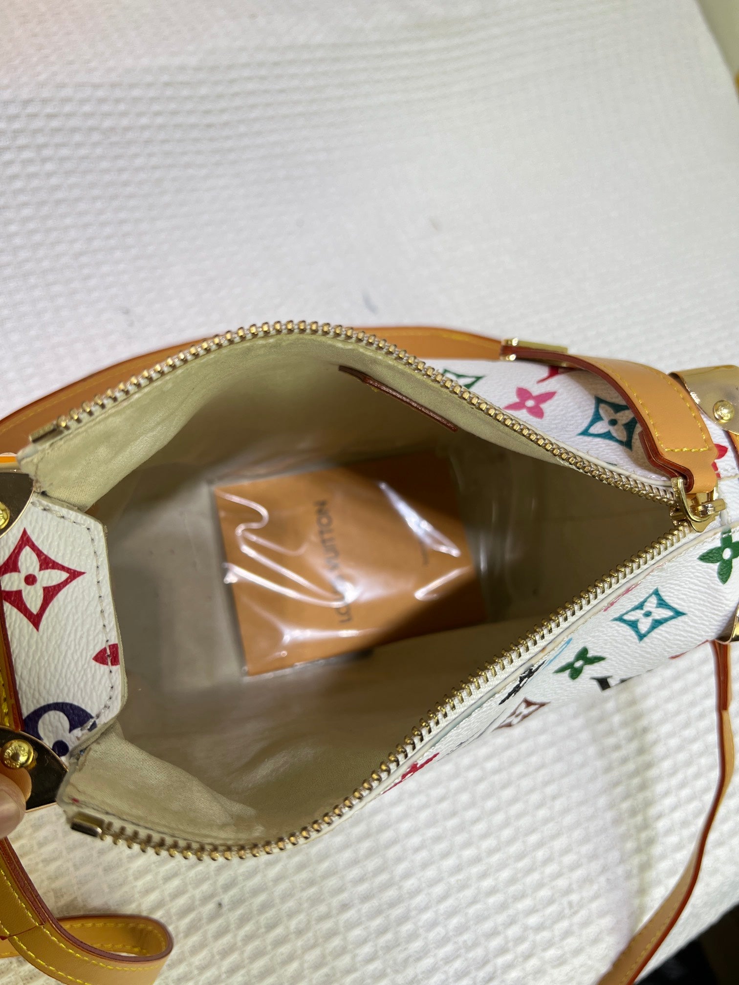 B1N55E18 Popular    leather bag