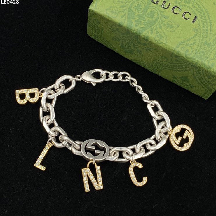 X1Z94B767K  Popular  Bracelets. Necklaces