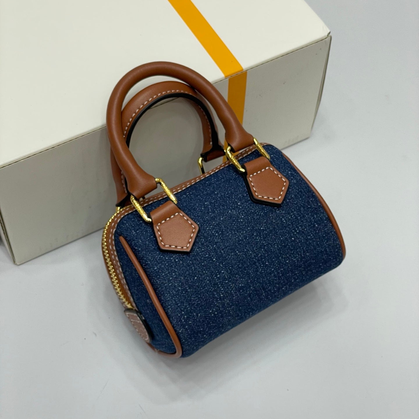 B1N55N27 Popular    leather bag