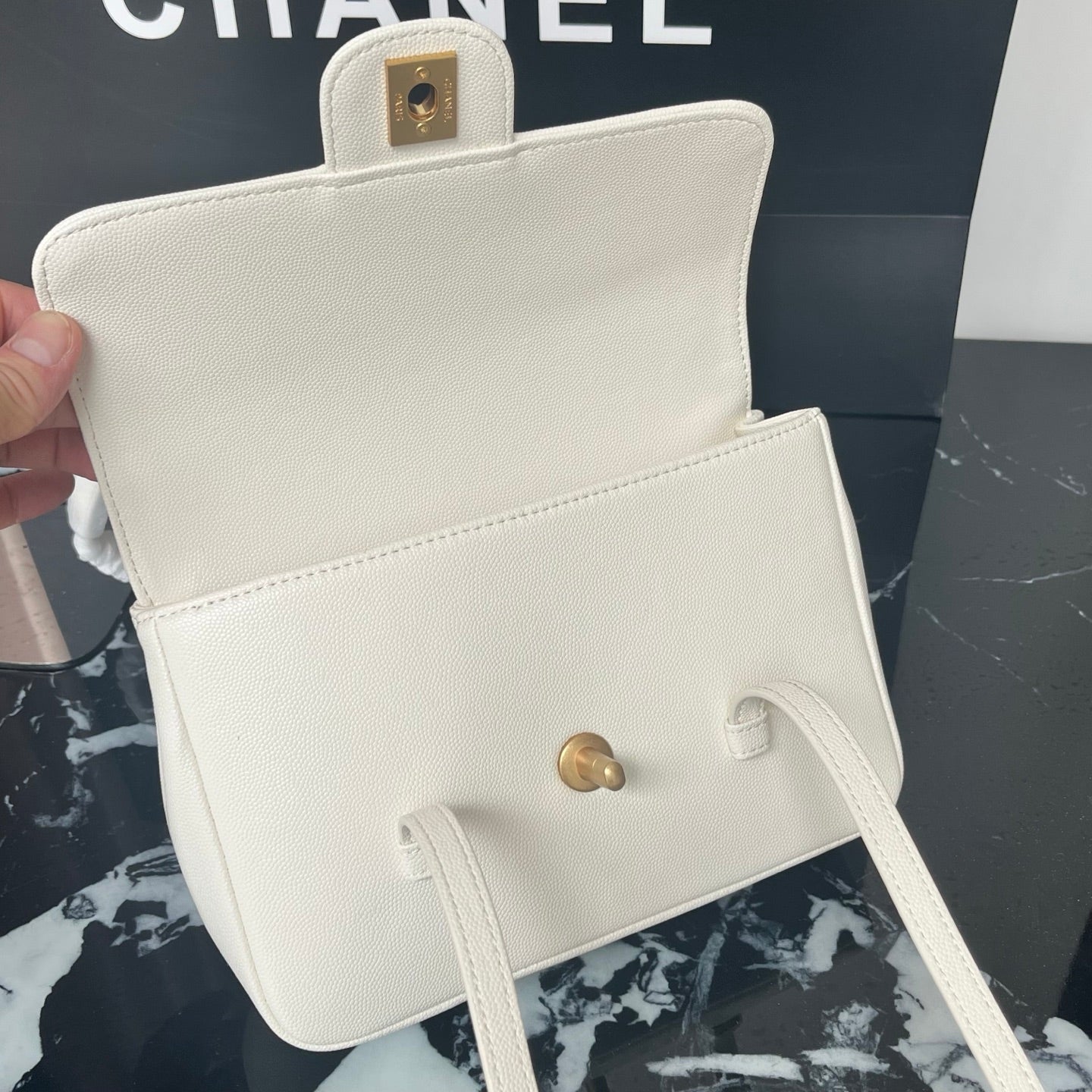 B1X46C1 Popular leather bag