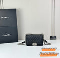 B1P36C17 Popular Caviar leather bag