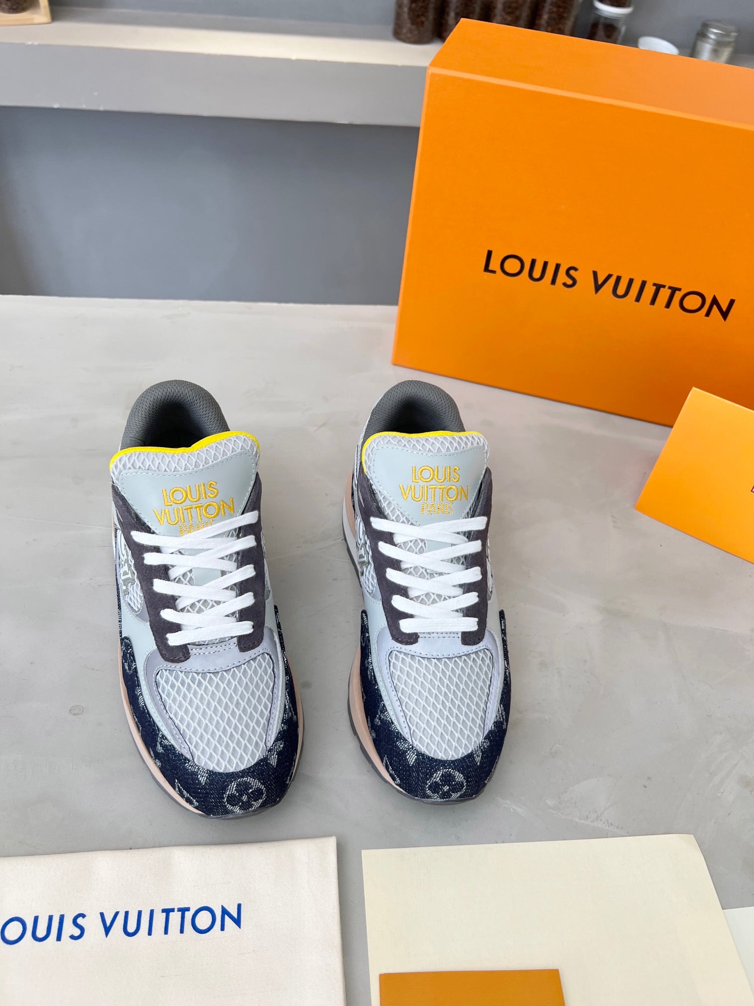 Z2Q105E229 Popular high-quality  Shoes