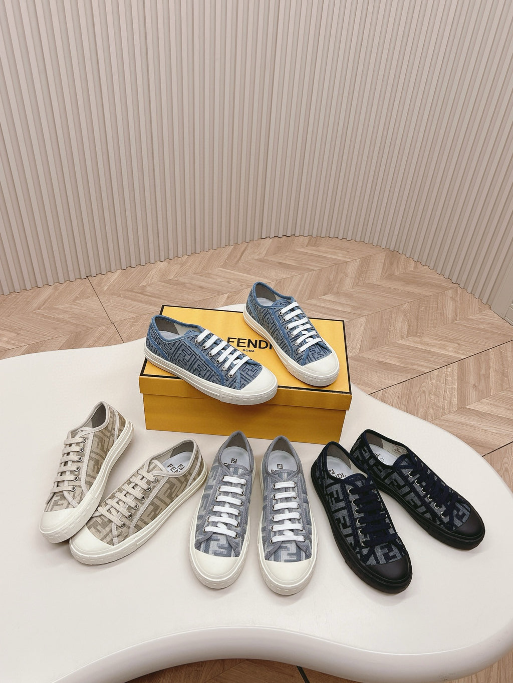 Z2Q105F423 Popular high-quality Shoes
