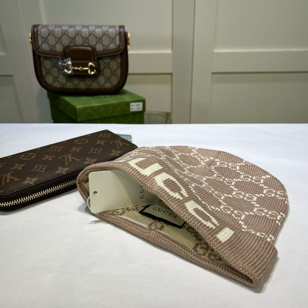 M1R86B52 Popular hats