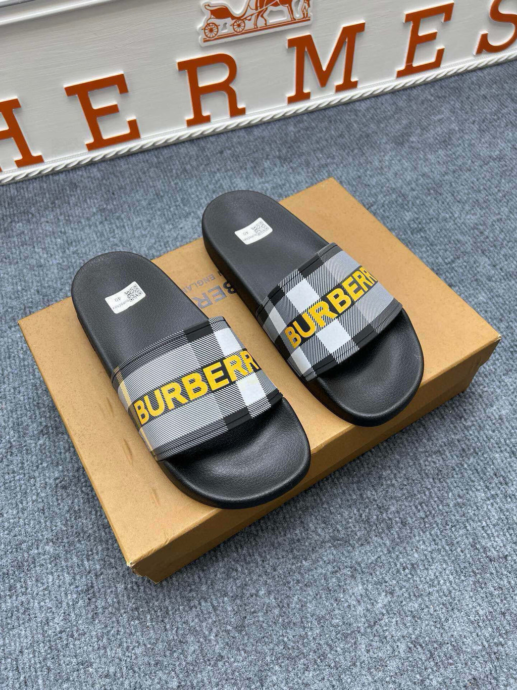 Z5Z35R252 Popular Slippers