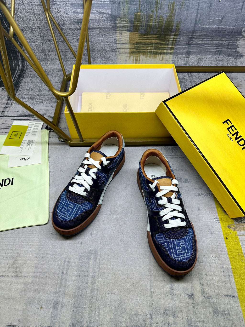 Z2N95F15 Popular high-quality shoes