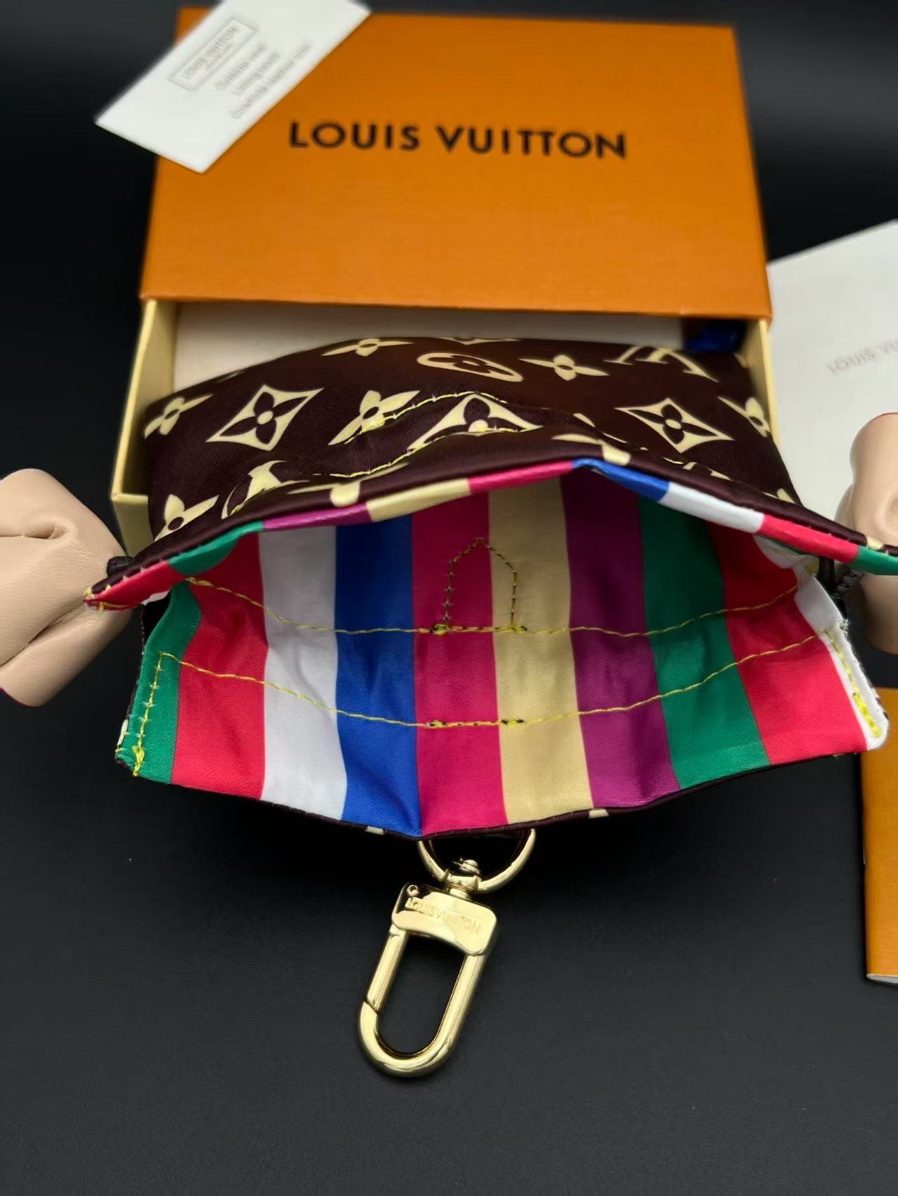 A1R76E77 Popular bag 's charms accessories