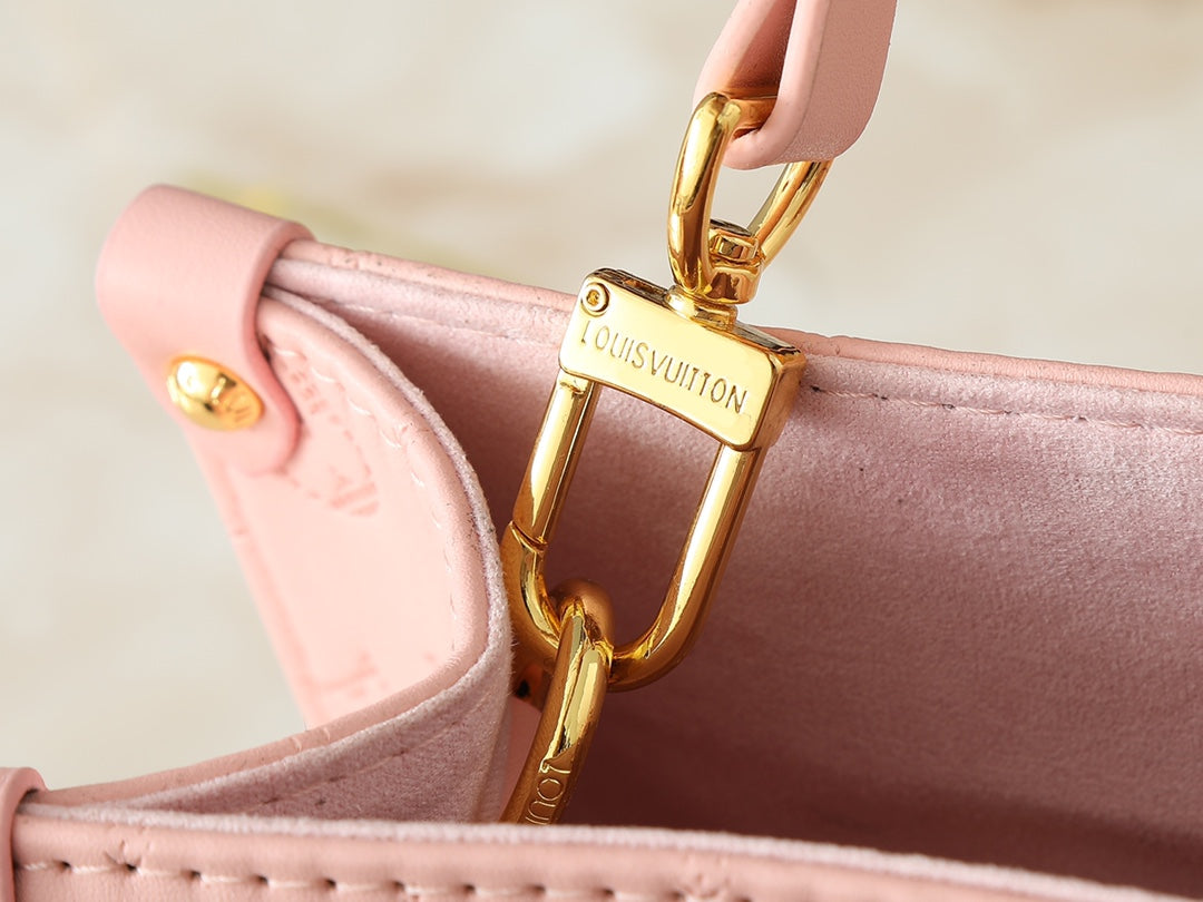 B1W35E93 Popular  leather bag