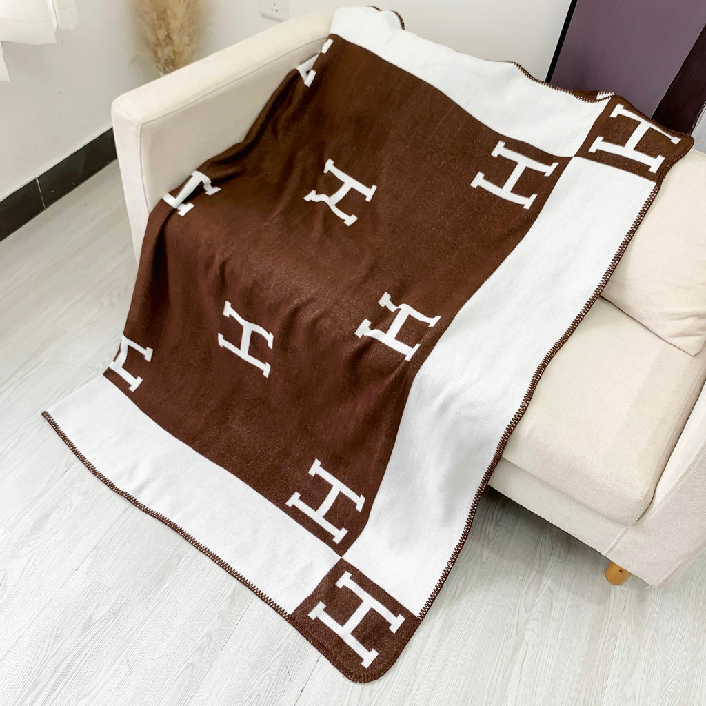 W1R86H28 Popular blanket