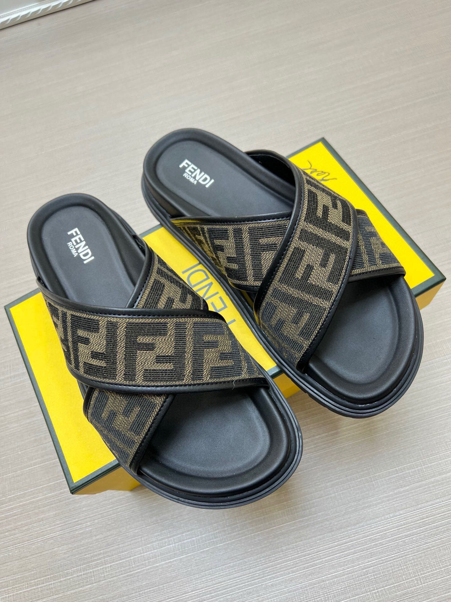 Z5LF224 Popular Slippers