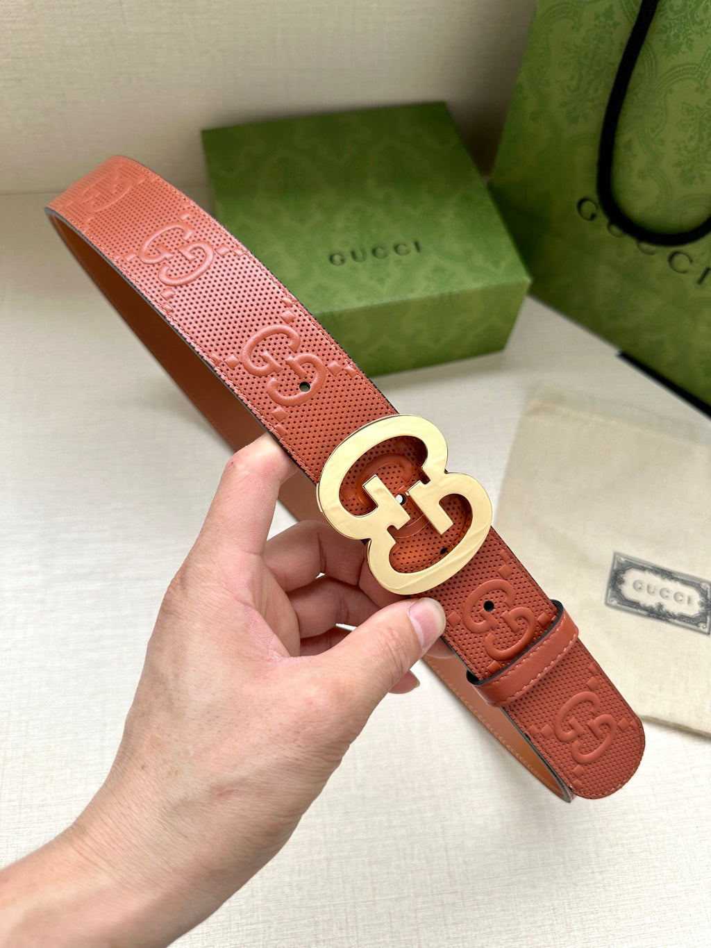 P1R55B230 Popular   High quality belt With full package