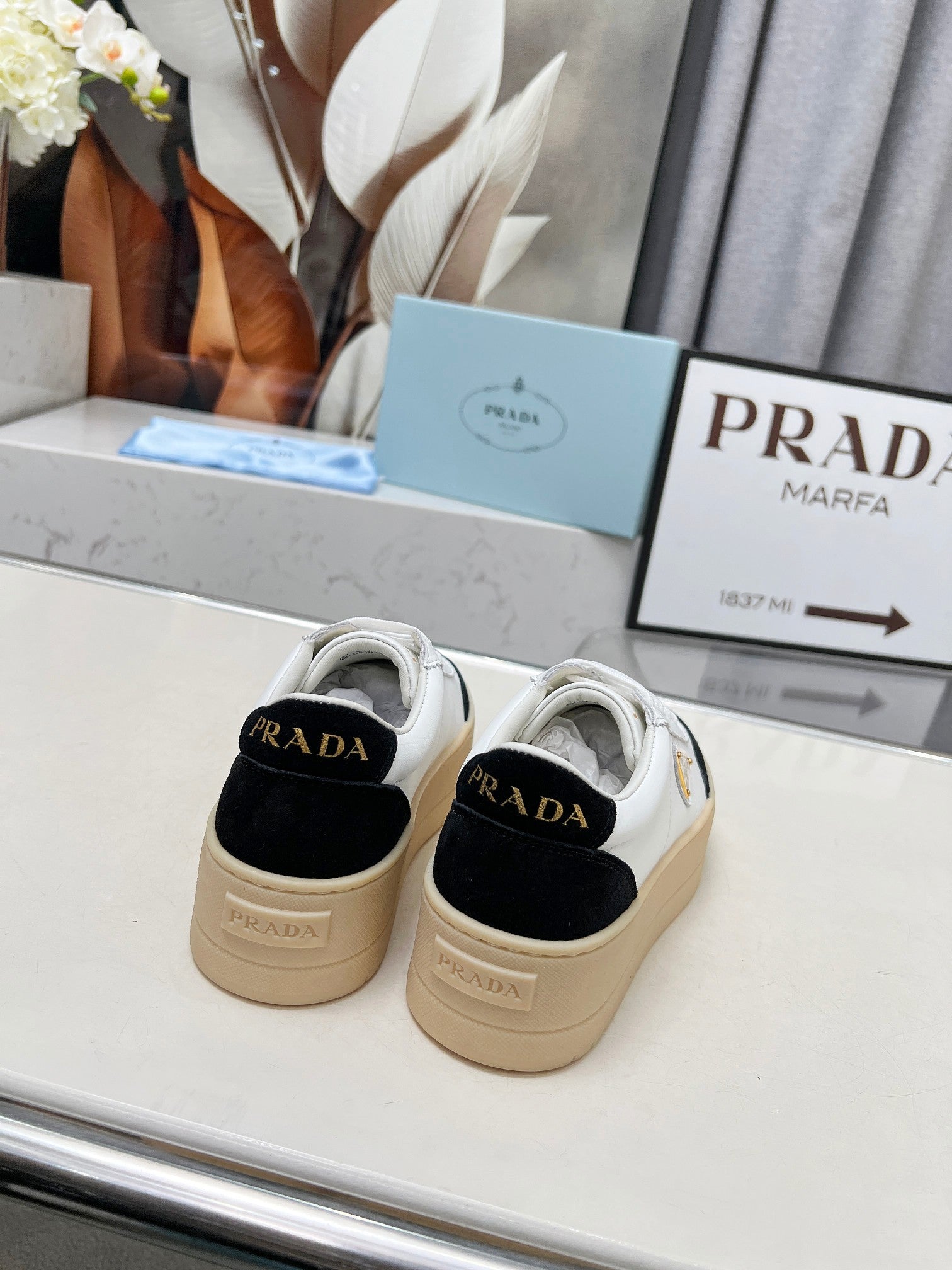 Z2Q95P110 Popular high-quality  shoes